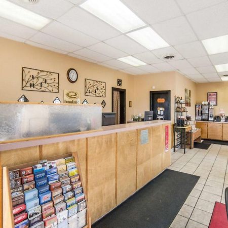 Econo Lodge Rock Springs Buitenkant foto