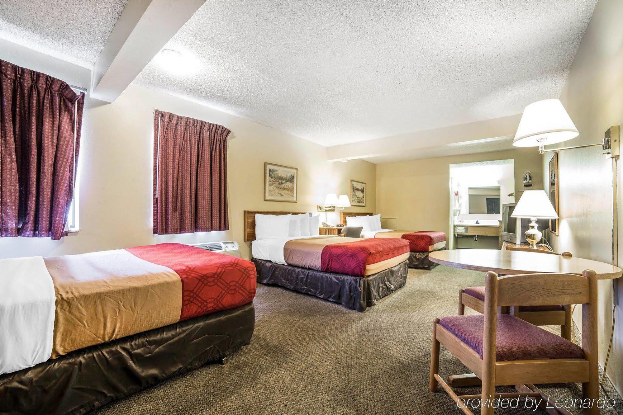 Econo Lodge Rock Springs Buitenkant foto