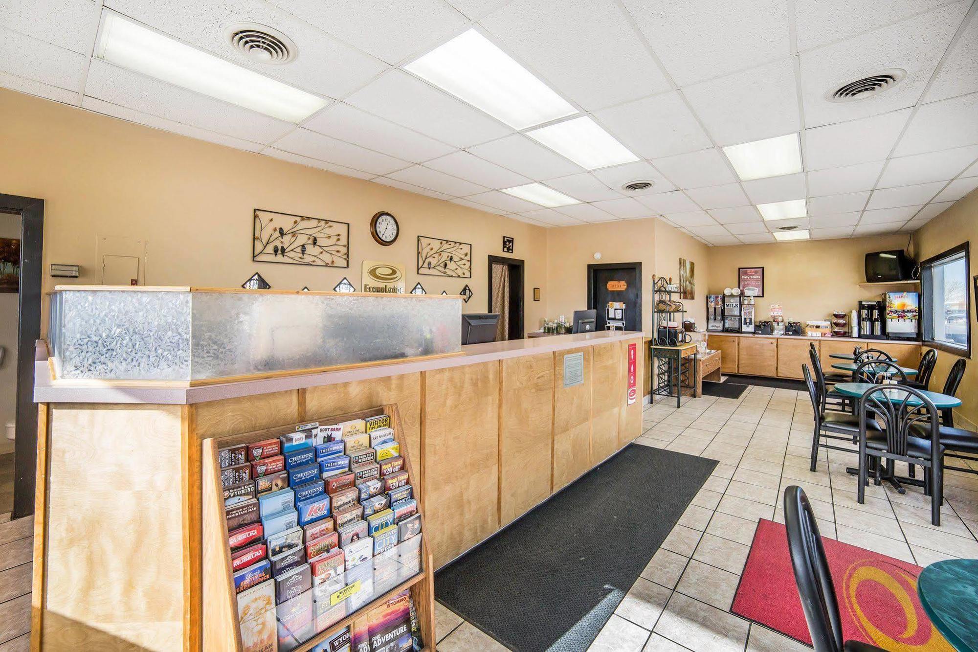 Econo Lodge Rock Springs Buitenkant foto